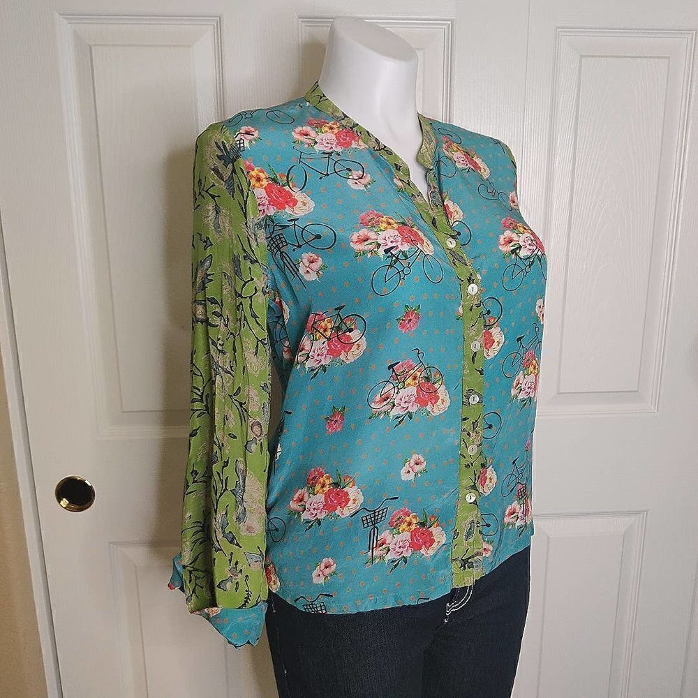 Benares bicycle floral split V-neck button front blouse sz L - Picture 2 of 8